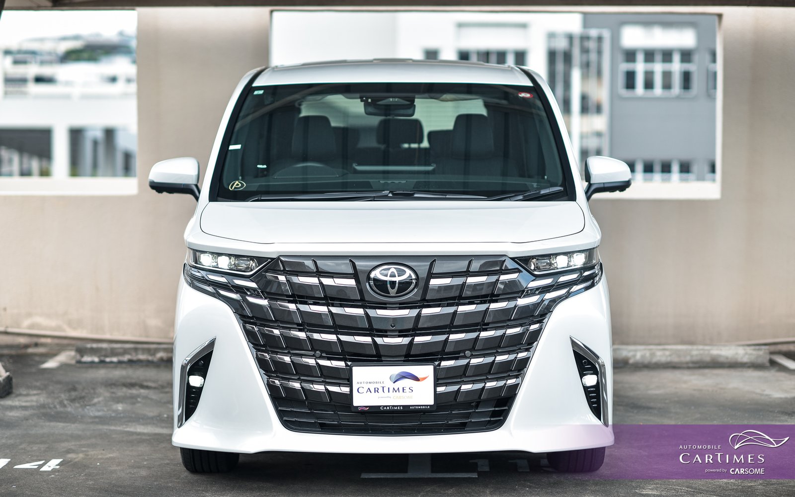 Toyota Alphard 2.5Z Hybrid photo 3